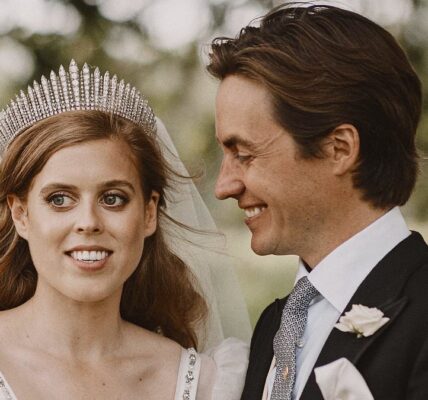 DID THIS FAIRYTALE REALLY HAPPEN DURING COVID? – Princess Beatrice Quietly Marries Her Prince in the Queen’s Vintage Gown