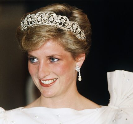 OMG! Princess Charlotte Makes History As She OFFICIAL INHERITS Princess Diana’s Most Iconic Tiara