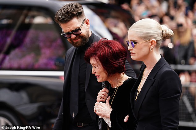 Kelly, Jack and Sharon together as they prepare to say their final goodbyes to Ozzy