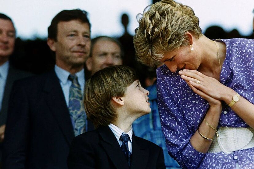 Prince William reveals heartbreaking reaction to Diana's death | Marca
