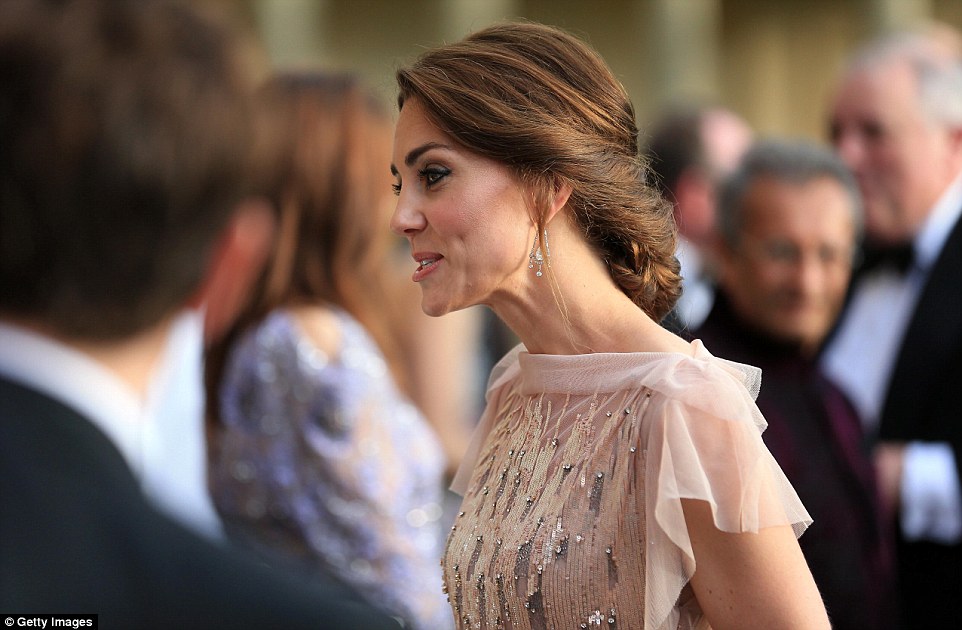 It is rumoured that guests paid up to £10,000 a ticket to rub shoulders with William and Kate at last night's gala