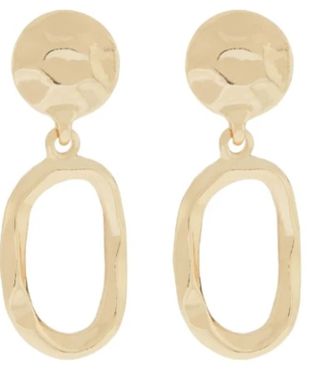Her gold-tone hammered doorknocker earrings from Accessorize, costing just £7, were a faultless addition to her look, glinting beautifully in the sunlight
