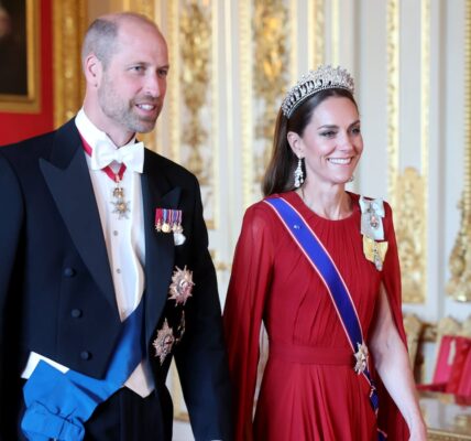 ‘OUR QUEEN HERE’ – Princess Catherine BOLD in Impeccable Red Outfit as She Confidently Embraces Her Role at France State Banquet!