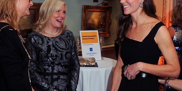 Catherine CAPTIVATED The World in Black Resplendent Gown as She Debuts NEW Earrings Inherited from the Late Queen!