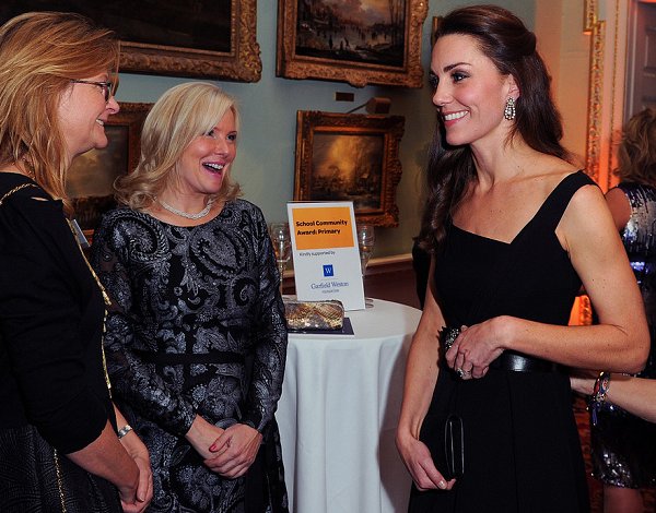 Catherine CAPTIVATED The World in Black Resplendent Gown as She Debuts NEW Earrings Inherited from the Late Queen!
