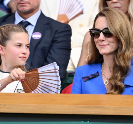 “MUMMY, ARE YOU TIRED?” – Heartwarming Moment Princess Charlotte Cares for Mum Catherine in Wimbledon’s Sweltering Heat Touches Millions of Hearts