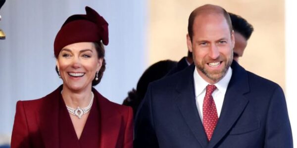 No Speech Was Heard.   There Wasn’t a Big Show.   One Silent Bow From Princess Kate Was More Impactful Than a Thousand Words at That Precise Time.   She Lowered Her Head and Stepped Forward, as if Time Had Stopped.   The Nation Held Its Breath, and There Was a Respectful Silence in the Room.   And the King Could Not Keep His Eyes From Crying.   To Put It Softly, Kate Said, “There Are No Words for This Pain, Only the Strength to Carry On.”   No Music, No Applause, Just the Pure, Silent Power of Grief, Grace, and Silent Strength.   A Nation Looked on in Silence.   Millions of People Started Crying.   She Used Just One Bow to Transform the World.