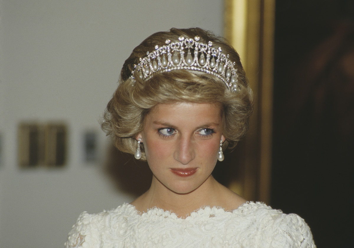 Princess Diana's Brother Shares Rare Childhood Throwback Photo - Parade
