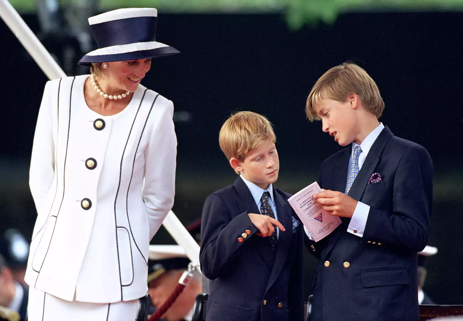 The Princess Of Wales And Princes William & Harry Attend The Vj Day 50Th Anniversary Celebrations In London