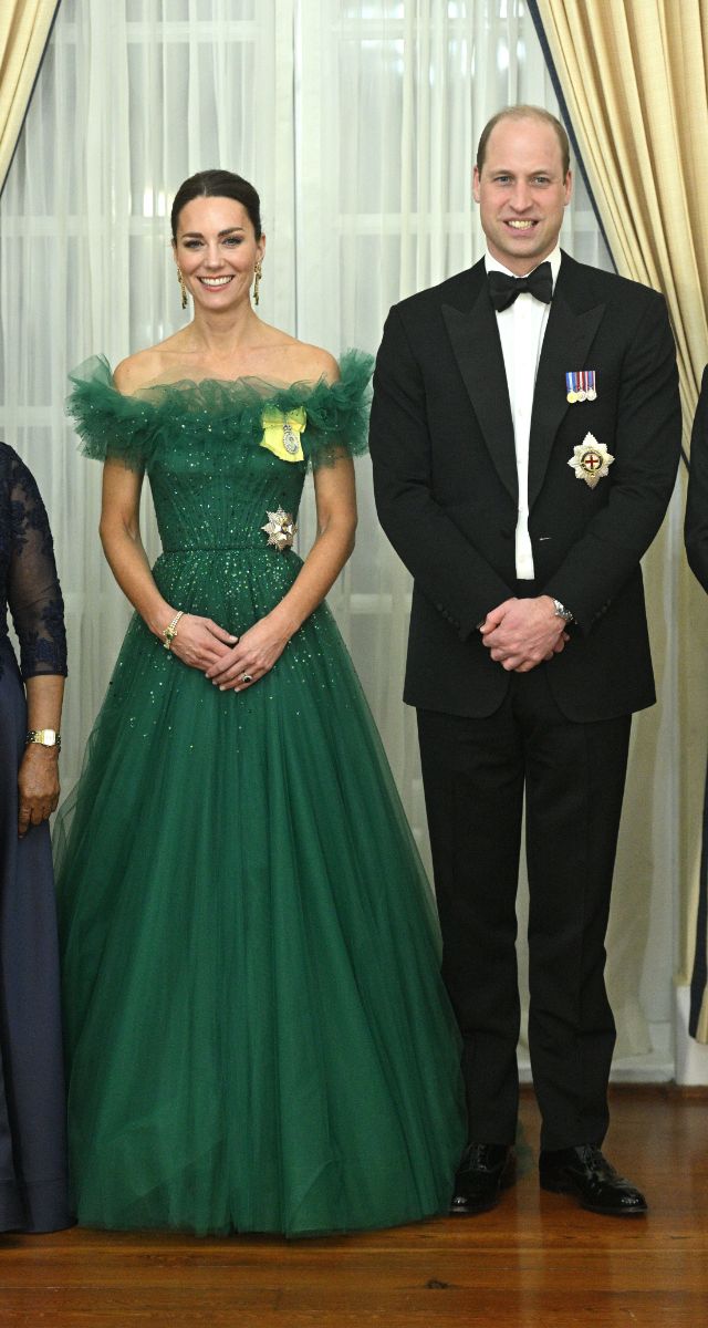 KINGSTON, JAMAICA - MARCH 23: Catherine, Duchess of Cambridge and Prince William, Duke of Cambridge attend a dinner hosted by the Governor General of Jamaica at King's House on March 23, 2022 in Kingston, Jamaica.