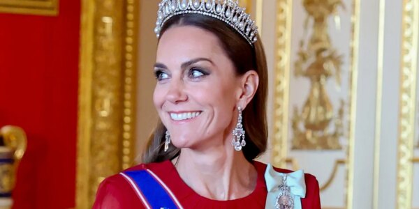 Princess Catherine Debuts NEWS Royal Accessory BESTOWED By King Charles at France State Banquet Last Night – And It’s NOT the Tiara!