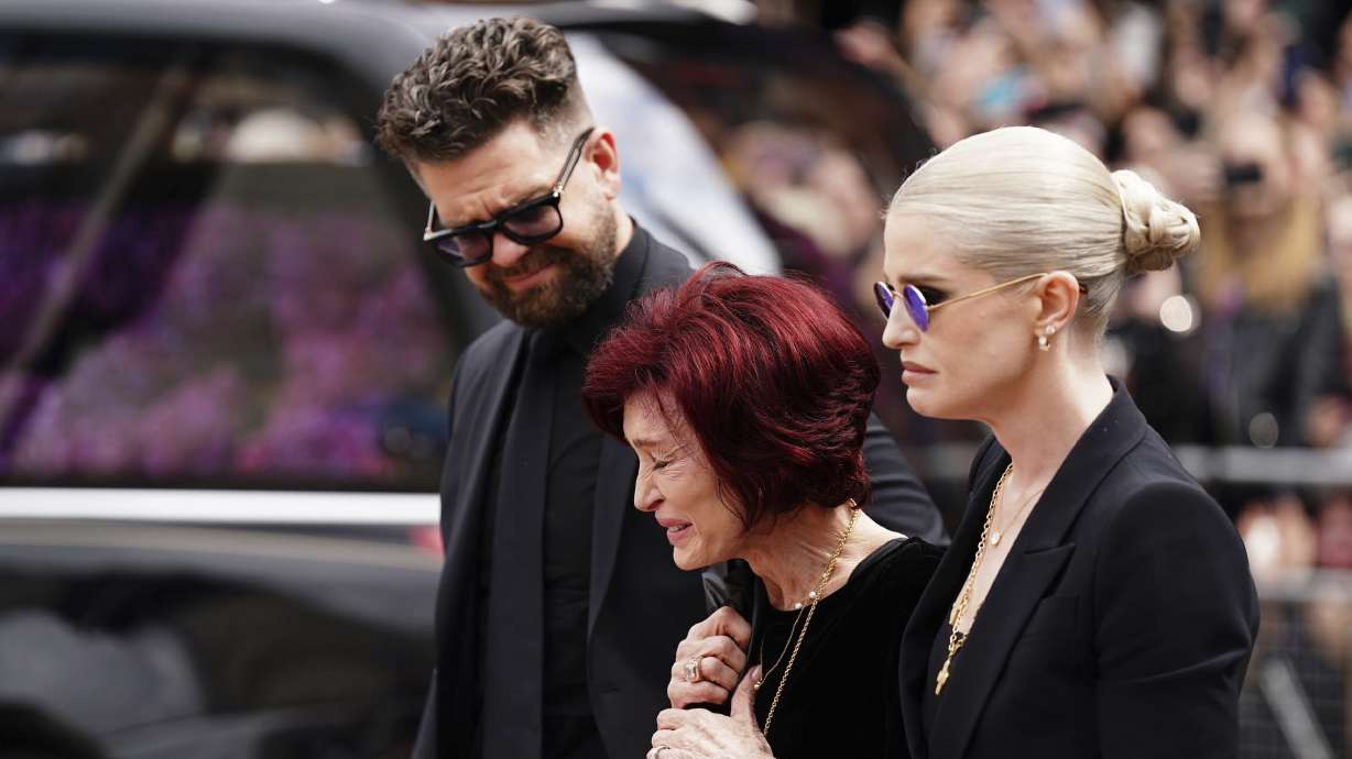 Birmingham gives an emotional farewell to Ozzy Osbourne as tearful family  lead tributes | KSL.com