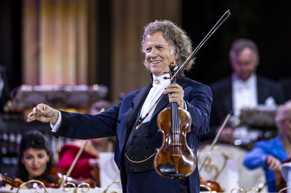 Violin virtuoso André Rieu to make a spectacular return to Budapest - DailyNewsHungary