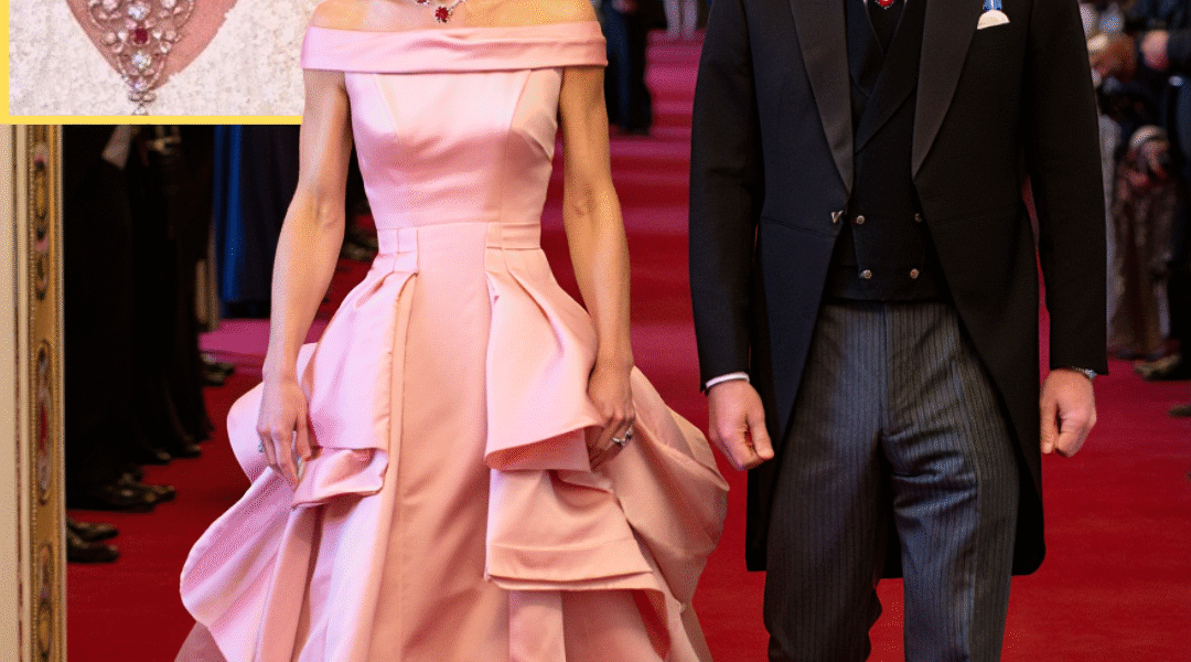 ONE HOUR AGO: Princess Catherine MESMERIZES the World in STUNNING Pink Gown and Late Queen’s Ruby & Diamond Floral Bandeau Necklace That Camilla NEVER HAD
