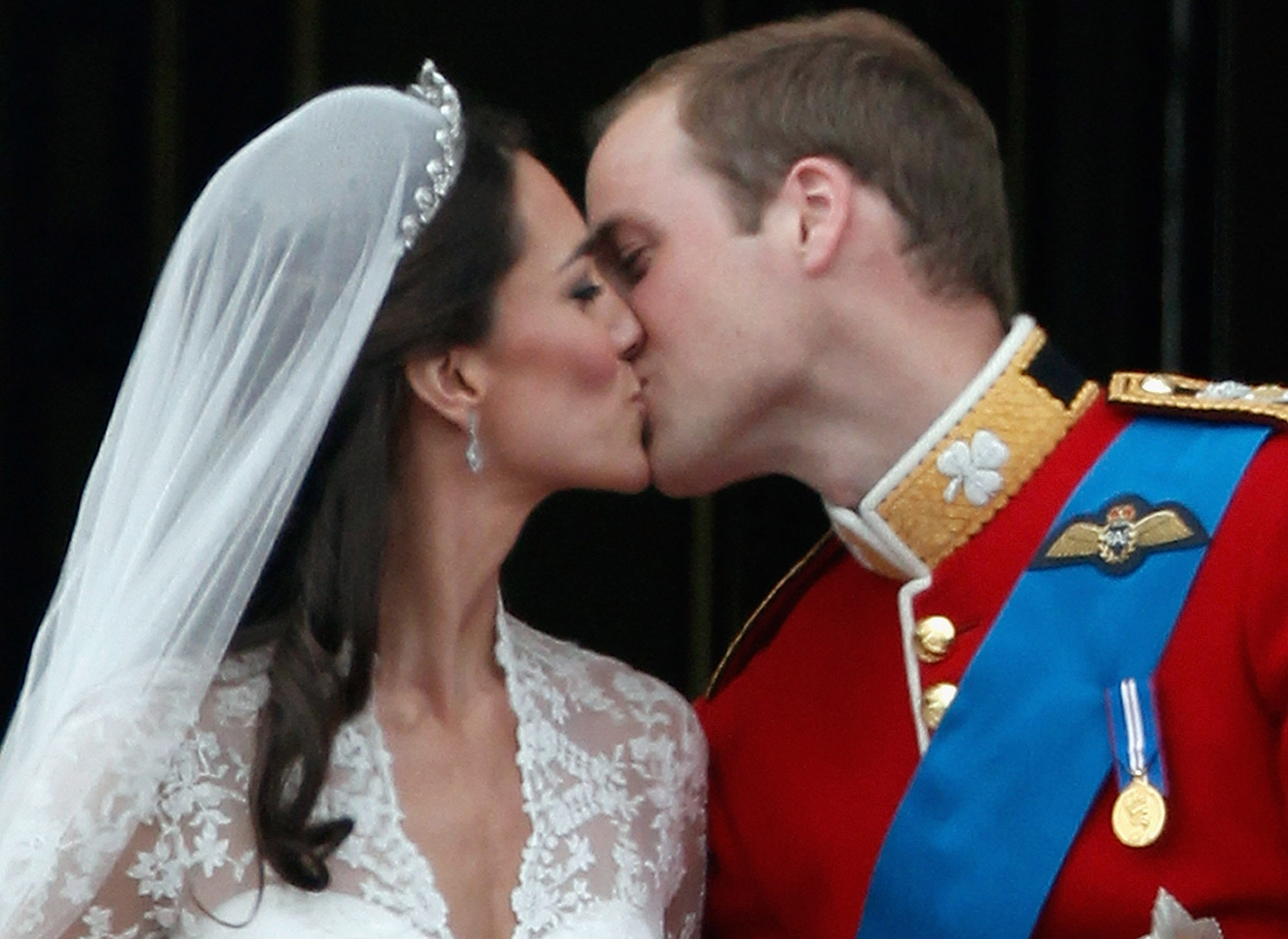 What Exactly Did Prince William Whisper to Kate Middleton on the Buckingham Palace  Balcony on Their Wedding Day? | Marie Claire