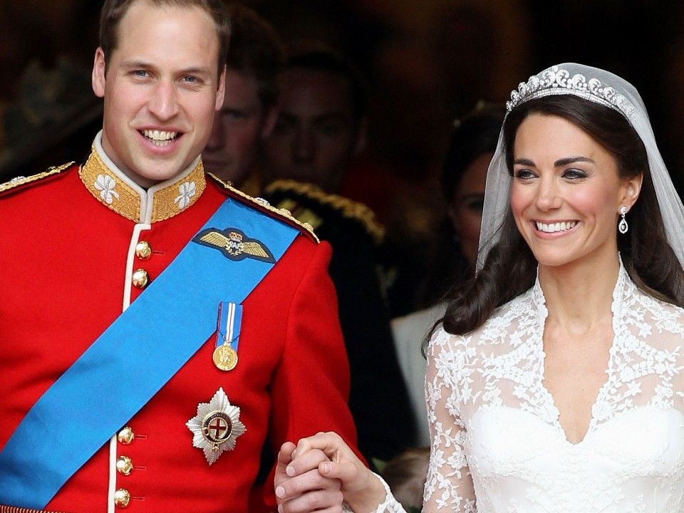 What Exactly Did Prince William Whisper to Kate Middleton on the Buckingham Palace  Balcony on Their Wedding Day? | Marie Claire