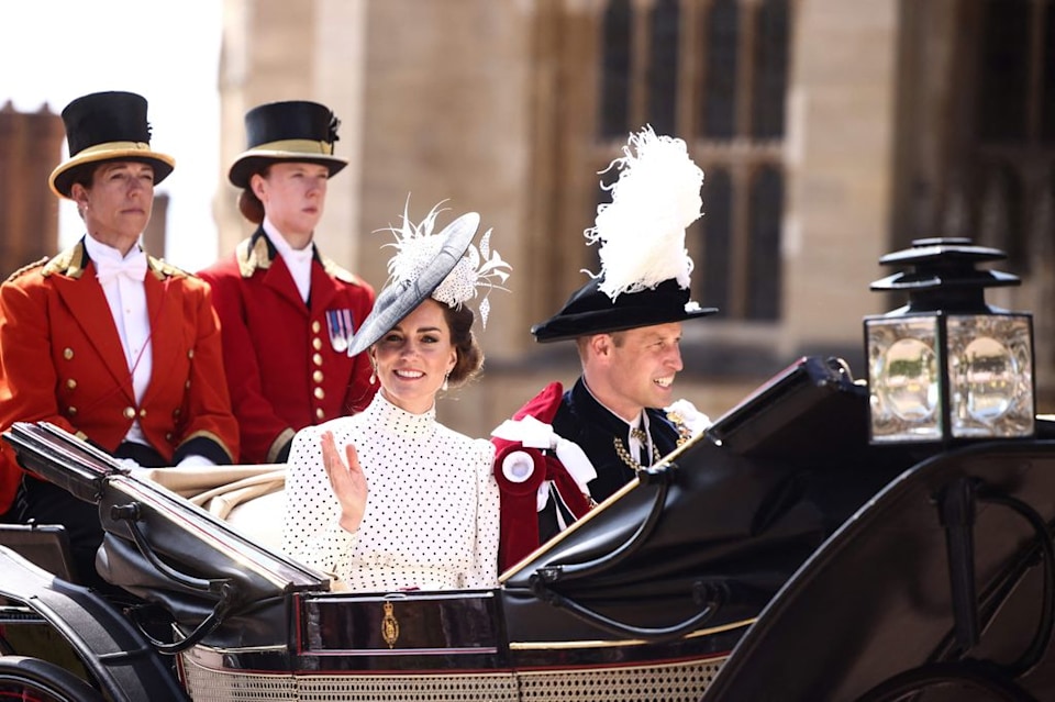 Princess Kate's sweet curtsy as King Charles and Prince William walk past  her – watch