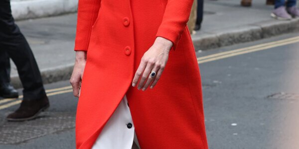 SIMPLY STUNNING! Princess Catherine Turns Heads in Elegant Crimson at Royal Event