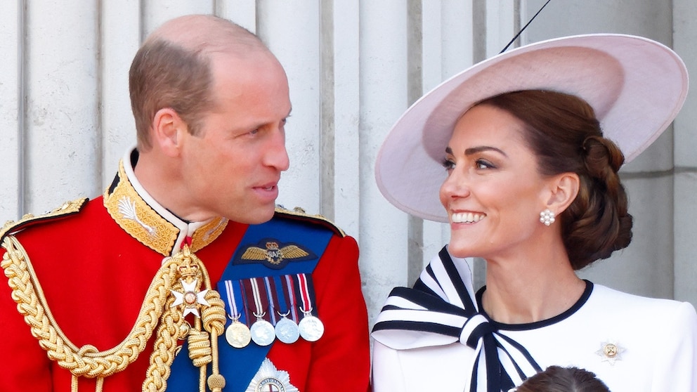 Prince William once broke up with Kate Middleton over the phone, new book  claims - ABC News