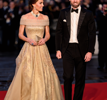 10 MINS AGO: Princess Catherine STEALS ALL EYES in Stunning Off-shoulder Gown & Lady Diana’s Precious Jewelry Necklace That Camilla and Meghan NEVER HAD 10 MINS AGO: Princess Catherine STEALS ALL EYES in Stunning Off-shoulder Gown & Lady Diana’s Precious Jewelry Necklace That Camilla and Meghan NEVER HAD