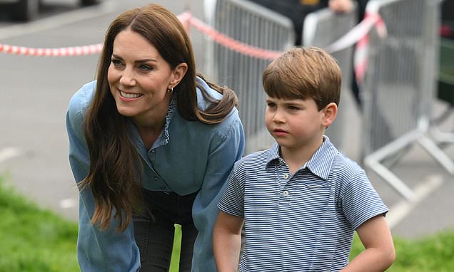 Kate Middleton reveals Prince Louis's new autumn obsession that he 'hides  everywhere' | Daily Mail Online