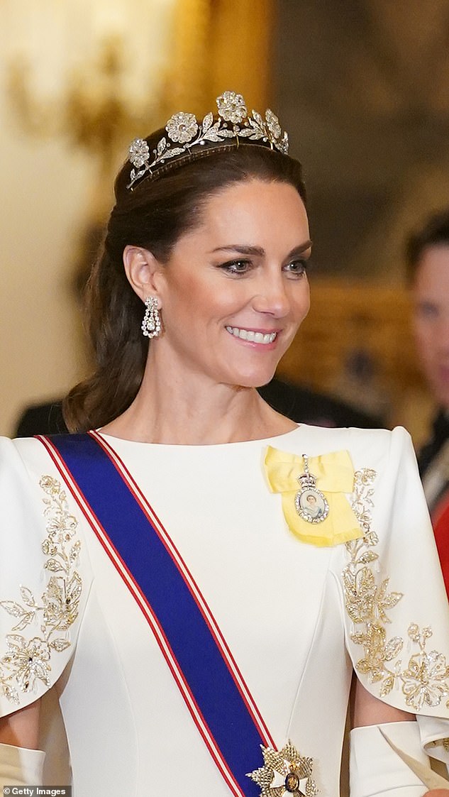 In 2023, at a dinner honouring Korean President Yoon Suk Yeol, Kate let her hair down. She chose to let her long locks fall loose rather than pin them up like she had at each previous state banquet