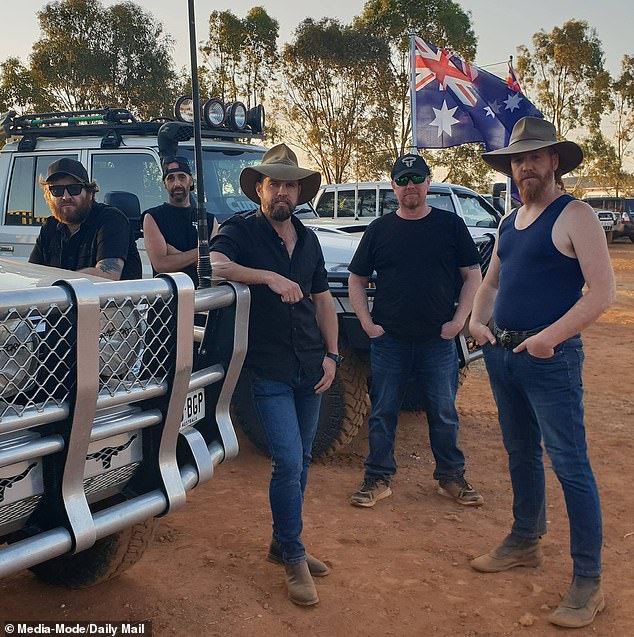Mr Lamont  was once a country music singer performing in SA pubs under the name, Billy Tea