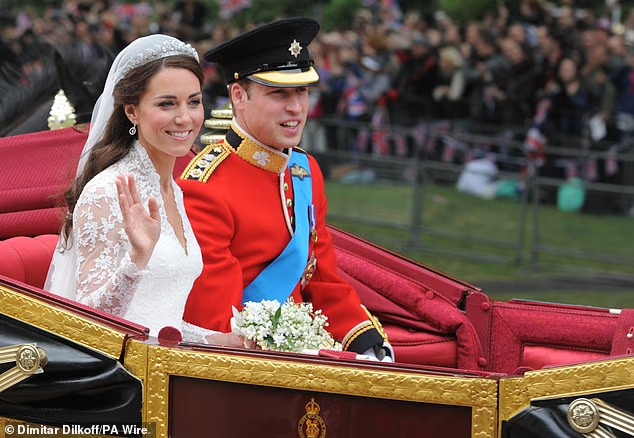 Like Diana and Charles, William and Kate rode through the streets of London in the 1902 State Landau, which is the largest and most splendid horse-drawn carriage used by the sovereign