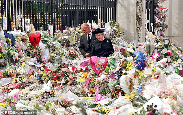 Princess Diana's funeral: How the world laid the People's Princess to rest  | Daily Mail Online