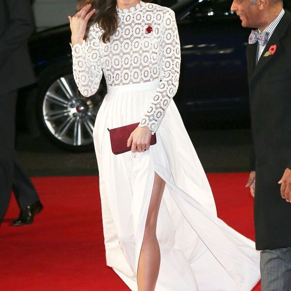 JUST IN: Crowd LEFT SPEECHLESS As Princess Catherine STUNS In A Daring White Thigh High Slit Dress On The Red Carpet – Royal Fashion’s Boldest Moment of 2025!