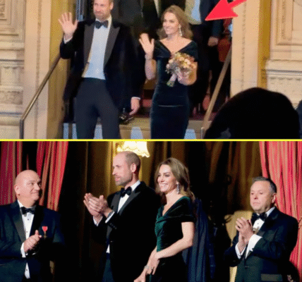 The Crowd Left SPEECHLESS As Princess Catherine Glows with Prince William as They Leave the Royal Variety Show – Fans Spot a Surprising Detail The Crowd Left SPEECHLESS As Princess Catherine Glows with Prince William as They Leave the Royal Variety Show – Fans Spot a Surprising Detail