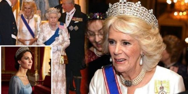 UNPRECEDENTED IN ROYAL HISTORY! Princess Catherine has just made a powerful statement at Buckingham Palace, stunning the royal world with her debut of a 100-year-old tiara that hasn’t been seen since the 1930s. Wearing the Strathmore Rose Tiara, a glittering diamond piece once worn by the beloved Queen Mother, Catherine brought a wave of nostalgia and elegance to the room, evoking the rich legacy of royal women who came before her, including Princess Diana. But the significance of this moment goes deeper than just a beautiful piece of jewelry. Many are asking: Was this a deliberate act of defiance against Queen Camilla’s new “crown rotation” rules — which have been limiting who can wear certain royal jewels? Catherine’s choice to wear this historic tiara, one so strongly linked to the monarchy’s past, felt like a bold declaration of her own place within that legacy. As the tiara sparkled under the chandeliers, the royal palace stood still. Even King Charles looked visibly moved, as his daughter-in-law made an entrance filled with unspoken power. The silence in the ballroom was deafening — and it wasn’t just the jewels catching the light. What did this moment really mean for the future of the royal family? You won’t believe the message Catherine sent without saying a single word UNPRECEDENTED IN ROYAL HISTORY! Princess Catherine has just made a powerful statement at Buckingham Palace, stunning the royal world with her debut of a 100-year-old tiara that hasn’t been seen since the 1930s. Wearing the Strathmore Rose Tiara, a glittering diamond piece once worn by the beloved Queen Mother, Catherine brought a wave of nostalgia and elegance to the room, evoking the rich legacy of royal women who came before her, including Princess Diana. But the significance of this moment goes deeper than just a beautiful piece of jewelry. Many are asking: Was this a deliberate act of defiance against Queen Camilla’s new “crown rotation” rules — which have been limiting who can wear certain royal jewels? Catherine’s choice to wear this historic tiara, one so strongly linked to the monarchy’s past, felt like a bold declaration of her own place within that legacy. As the tiara sparkled under the chandeliers, the royal palace stood still. Even King Charles looked visibly moved, as his daughter-in-law made an entrance filled with unspoken power. The silence in the ballroom was deafening — and it wasn’t just the jewels catching the light. What did this moment really mean for the future of the royal family? You won’t believe the message Catherine sent without saying a single word