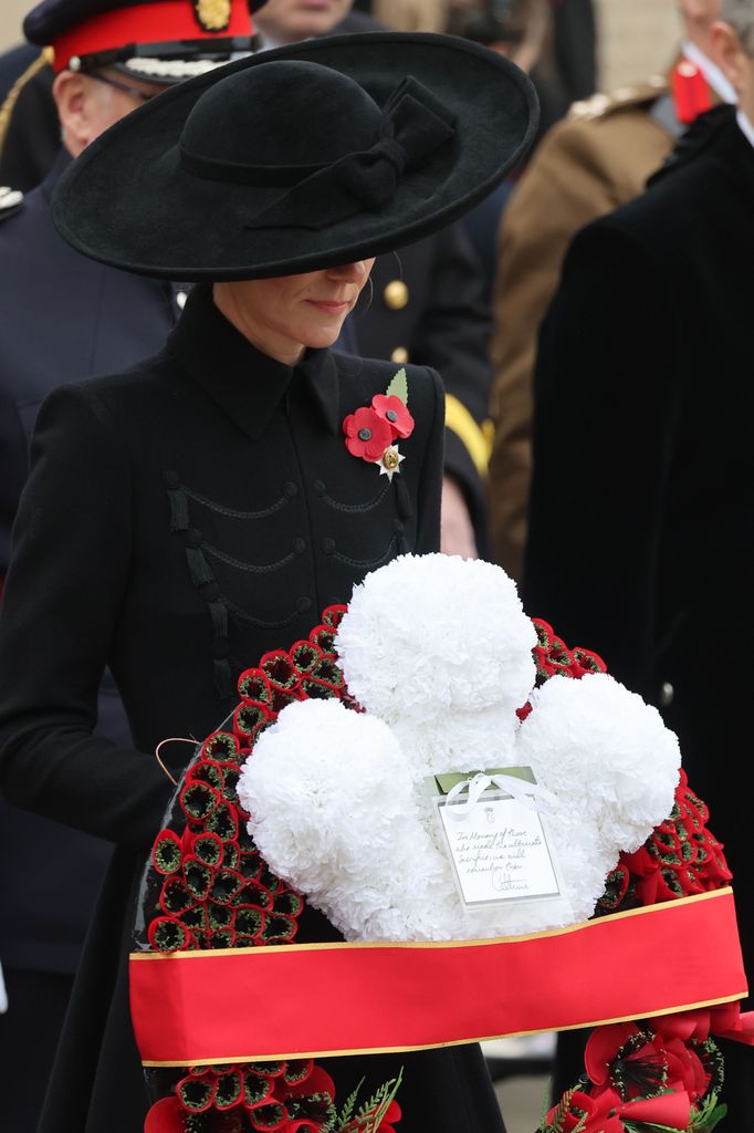 Princess Kate lays a wreath during the Armistice Day Service of Remembrance