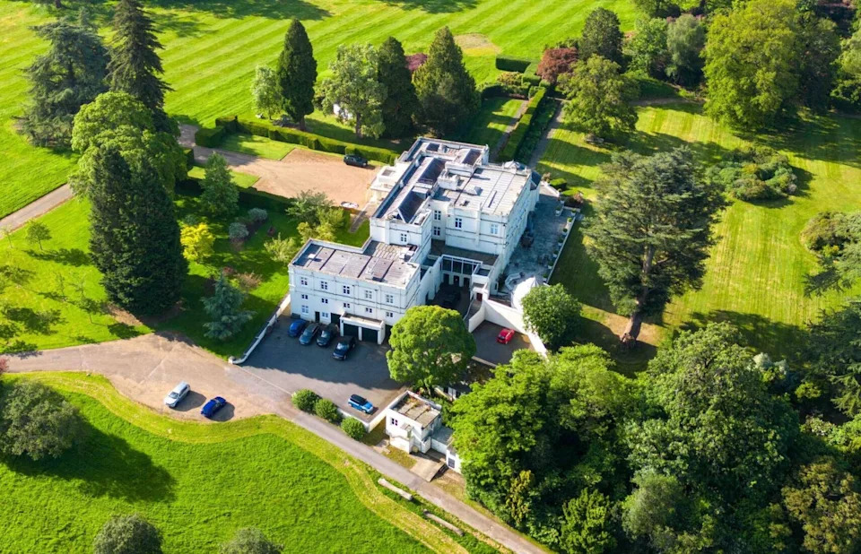 <span class="wp-caption-text">MEGA; JRAA/ZDS/WENN</span>