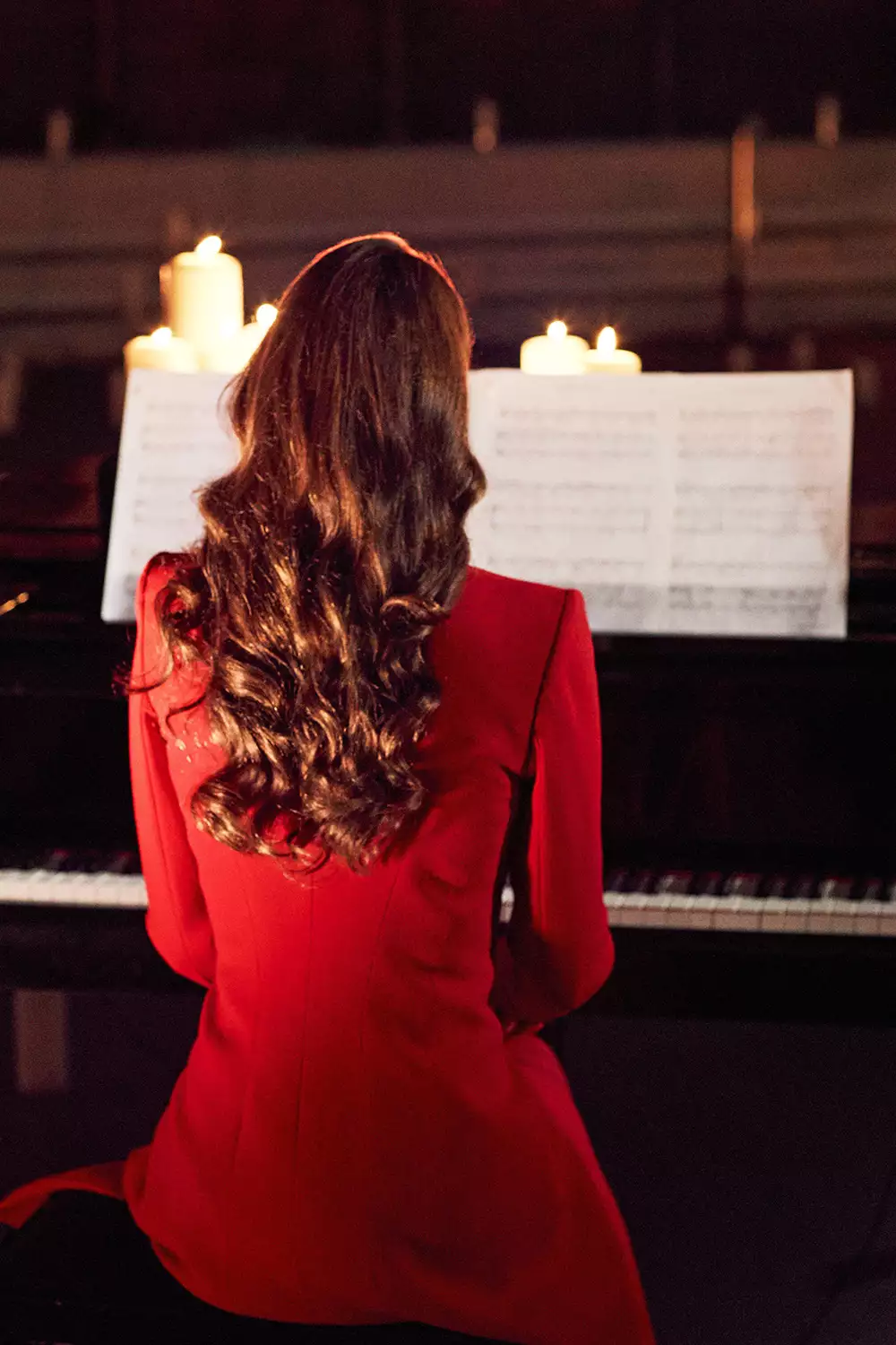 Kate Middleton piano