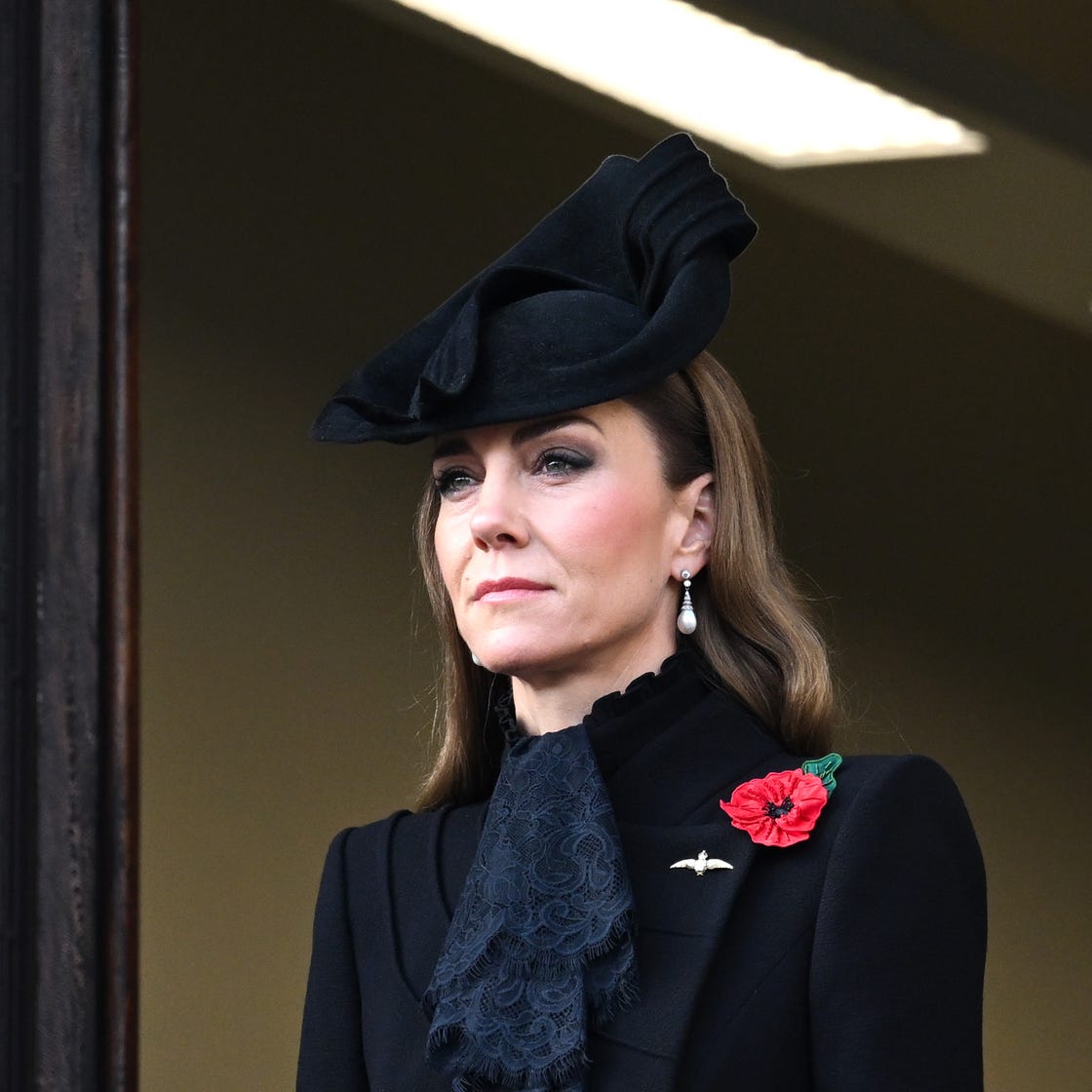 london, england november 09: catherine, princess of wales attends the 2025 national service of remembrance at the cenotaph on november 09, 2025 in london, england. every year, members of the british royal family join politicians, veterans and members of the public to remember those who have died in combat. (photo by samir hussein/wireimage)