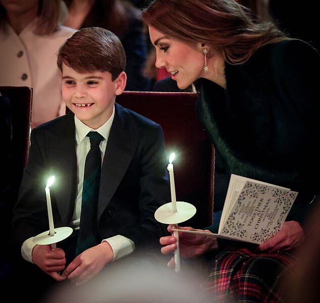 Fans AMAZED by Prince Louis’ POISE & MATURITY at Christmas Carol Service — Best Photos Leave Everyone STUNNED 😱👇 Fans AMAZED by Prince Louis’ POISE & MATURITY at Christmas Carol Service — Best Photos Leave Everyone STUNNED 😱👇