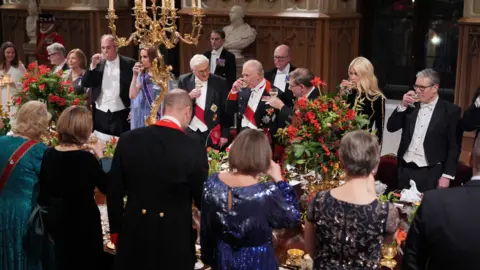 Royals lay out festive greeting at glittering state banquet