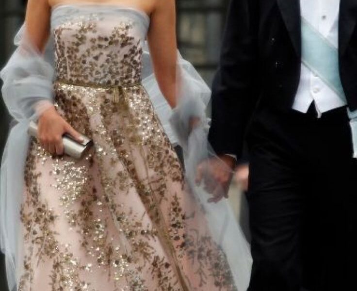 Kate Middleton and Prince William’s Head-Turning Royal Birthday Gifts Spark Frenzy as the Couple’s Unmatched Elegance, Hidden Symbolism, and Palace-Whispered Tensions Create a Stunning Moment Fans Can’t Stop Talking About