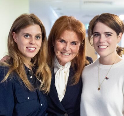 Andrew’s Daughters PUBLICLY SNUB Catherine’s Olive Branch — SKIP Carol Service Amid Expl0sive Family Fallout, Leaving Palace STUNNED Andrew’s Daughters PUBLICLY SNUB Catherine’s Olive Branch — SKIP Carol Service Amid Expl0sive Family Fallout, Leaving Palace STUNNED