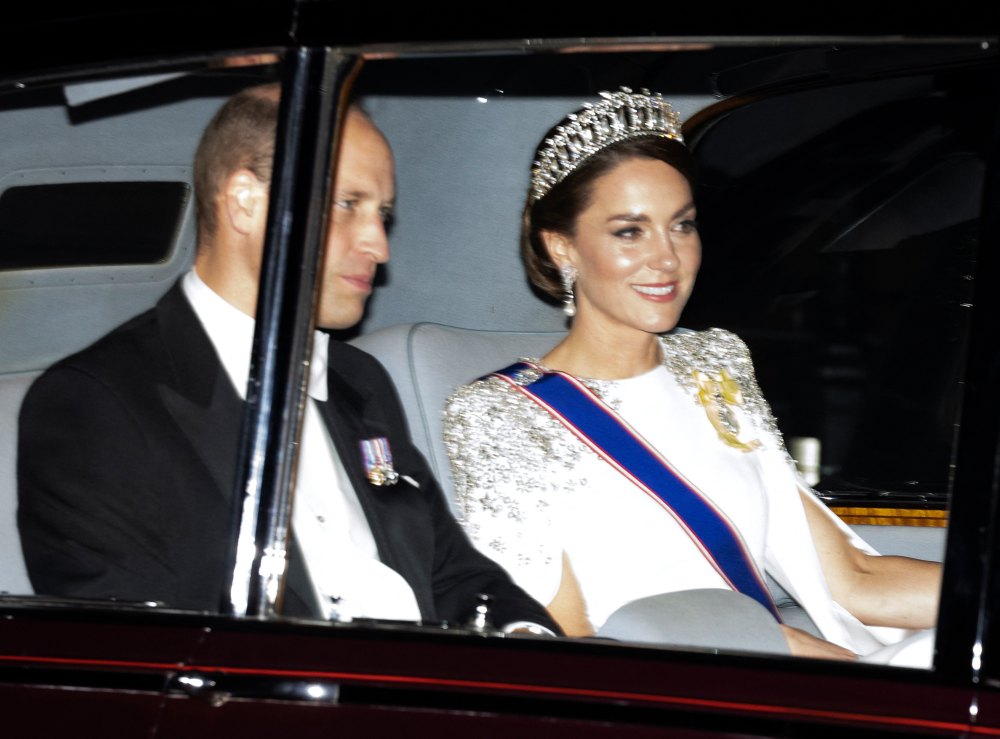 Kate Middleton Wears Lover's Knot Tiara at State Banquet | Us Weekly