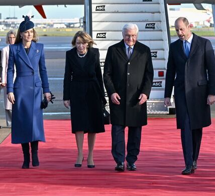 OMG! Princess Catherine R0CKED The World With SH0CKING MESSAGE Through Her Outfit at the German State Visit
