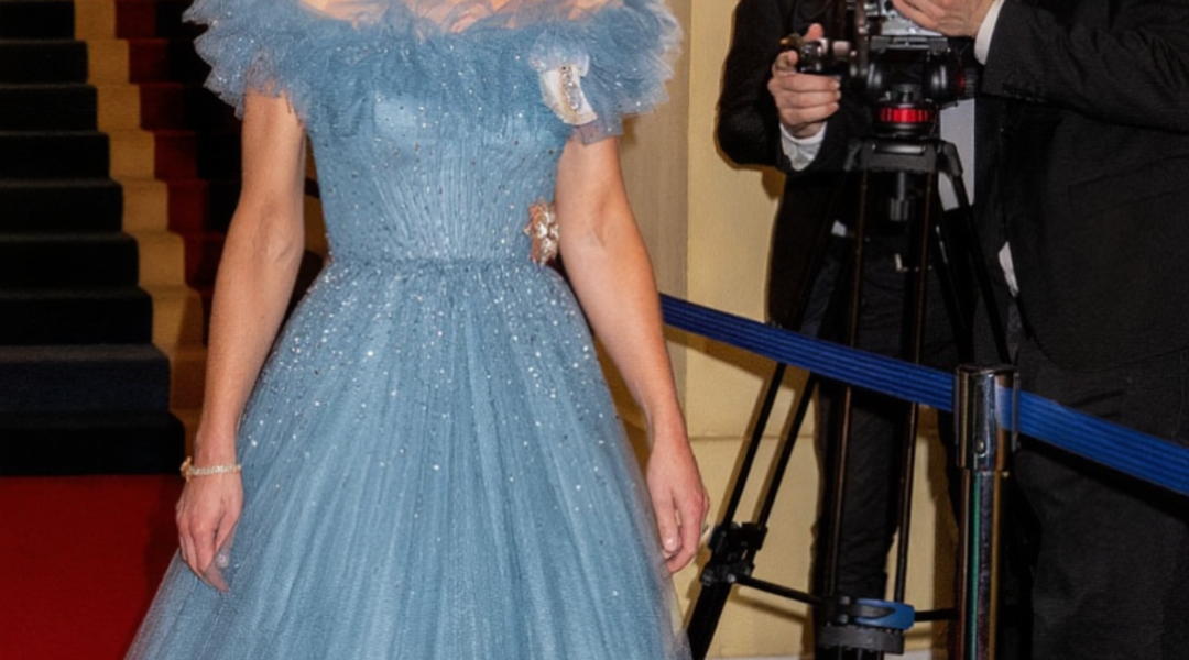 SEE!! Our future Queen Catherine STEALS ALL EYES In SHimmering Princess Gown And Emeralds Borrowed From The Queen – The Crowd Gasped and William Left SPEECHLESS