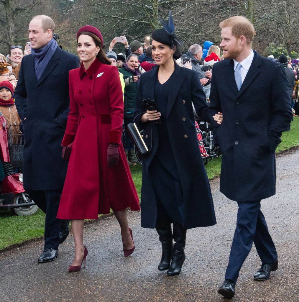 Tense' signs on Meghan & Harry's final Christmas walk with Kate & Wills -  including key 'barrier' move, claims expert