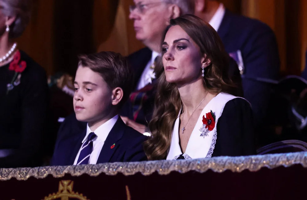 Prince George attends Festval of Remembrance - Yahoo News UK