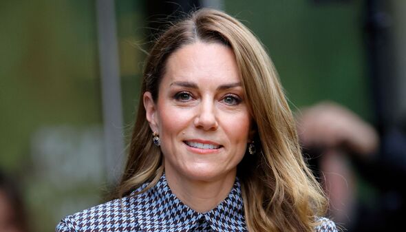 “H0TTER THAN EVER”: Princess Catherine STUNS Fans With MAJOR Christmas Carol Concert Announcement “H0TTER THAN EVER”: Princess Catherine STUNS Fans With MAJOR Christmas Carol Concert Announcement