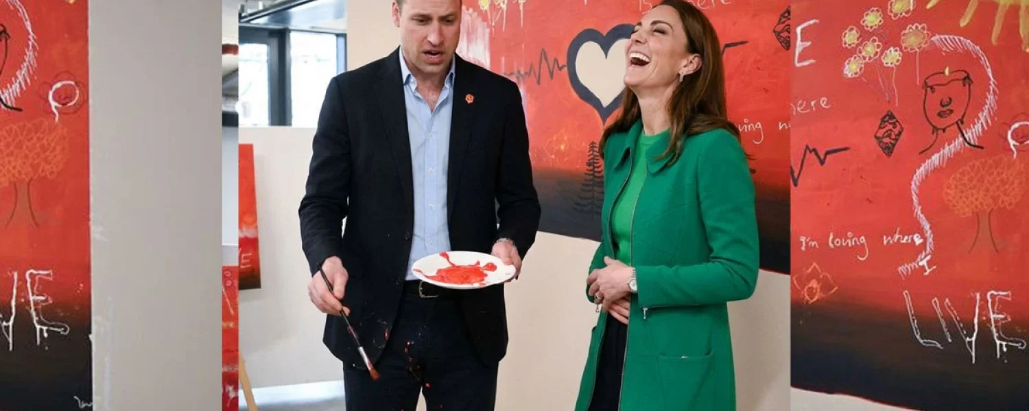 Prince William’s hilarious moment while painting a picture at the Centrepoint charity Prince William’s hilarious moment while painting a picture at the Centrepoint charity