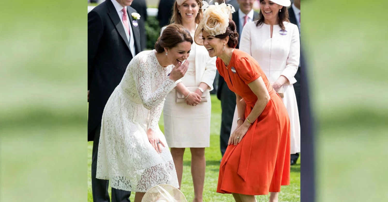 A Hilarious 3-Minute Video Featuring “Flying Hats” A Hilarious 3-Minute Video Featuring “Flying Hats”