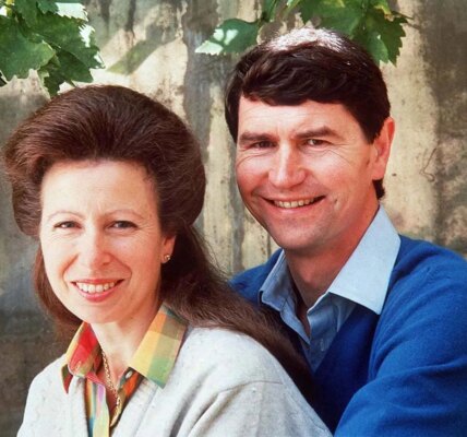 JUST 5 MINS AGO: Princess Anne’s Private Moment Left the Palace Silent 💔👑 Duty and Deep Emotion: Princess Anne’s Anniversary Marked by King’s Touching Gesture and Military Service