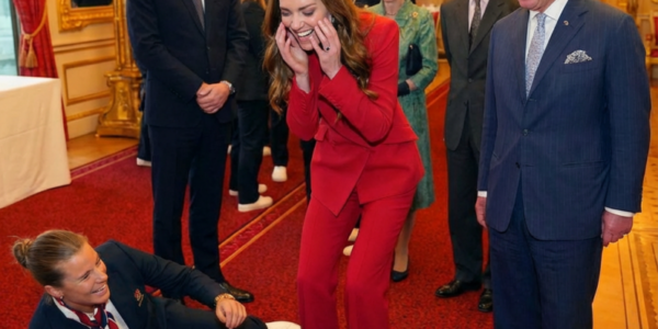 Catherine Can’t Control Her Laughter: Her Hilarious Reaction During a “Busy Day” at Windsor Castle with the Rugby Team